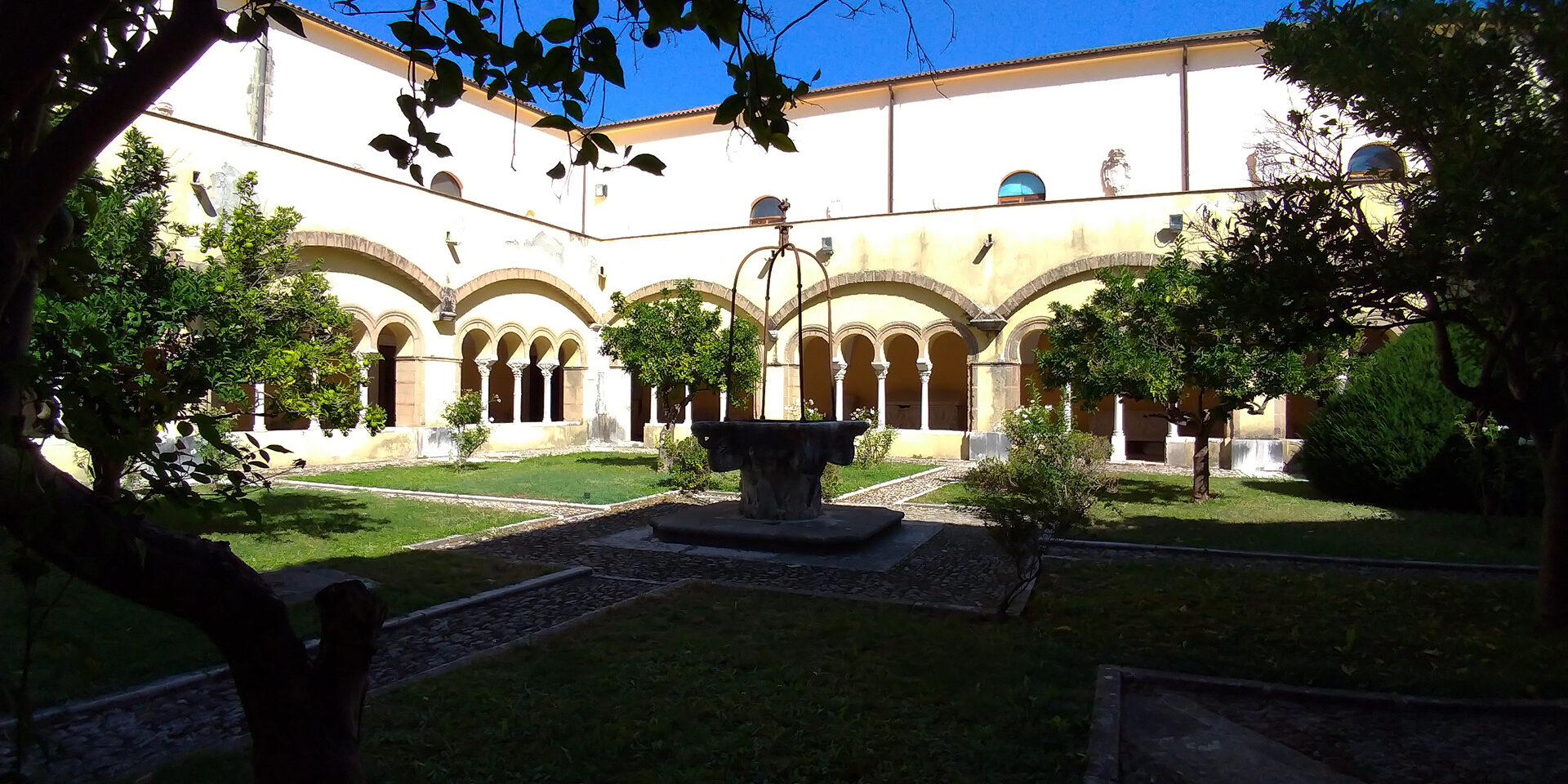 Chiostro Santa Sofia